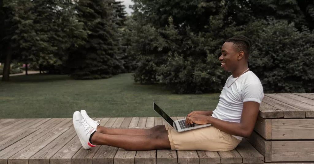 Downloaded Image406015fc271e