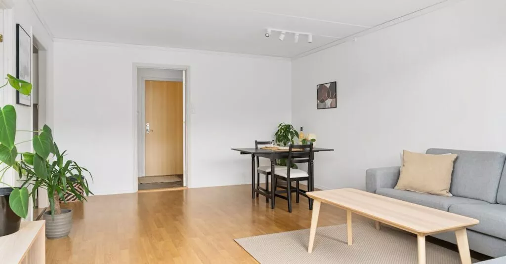 Downloaded Image18f83db05596