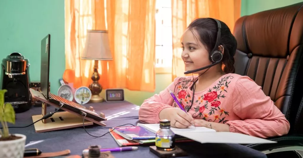 Downloaded Image49c93207596a