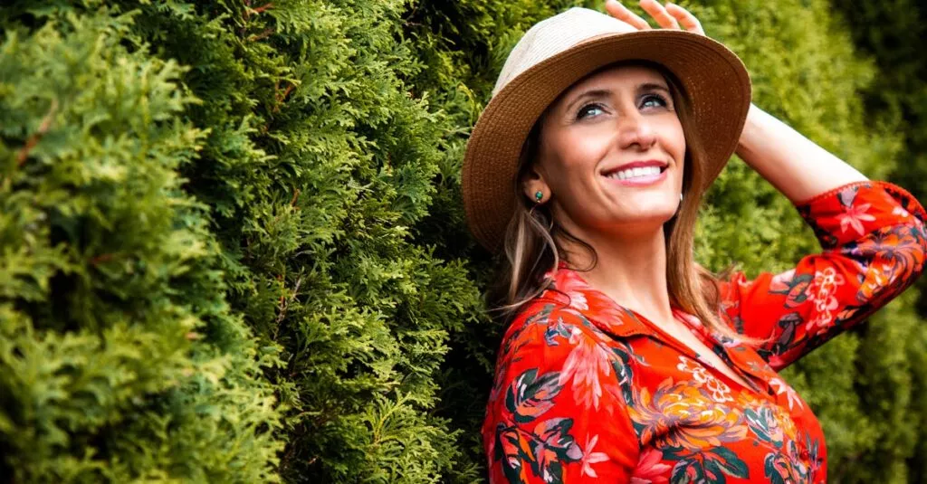 Downloaded Image543d1b9b6877