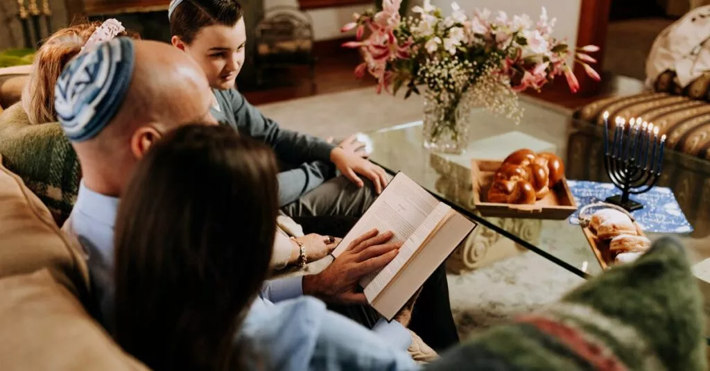 Downloaded Image5c383fde3190