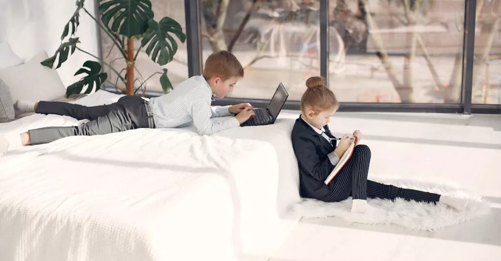 Downloaded Image15653155e100