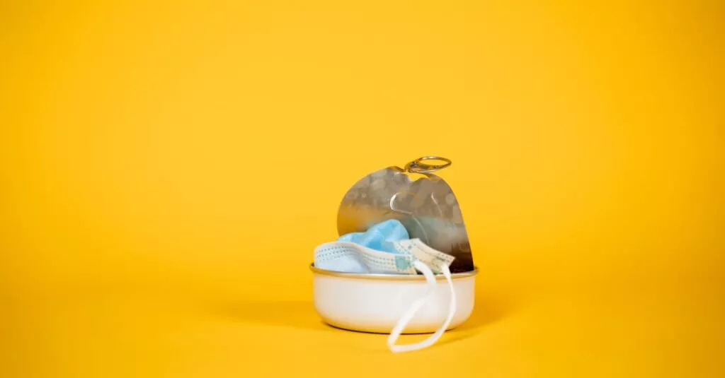 Downloaded Image5c72178cb411