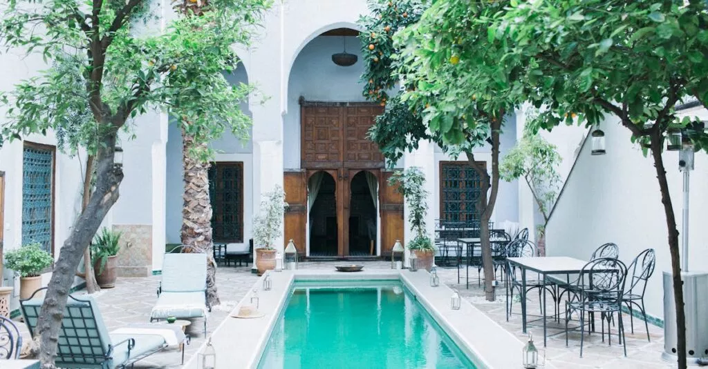 Downloaded Image549917c9bfed