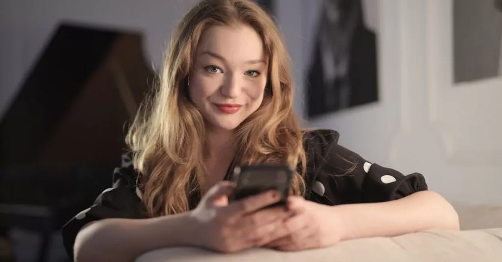 Downloaded Image69de2edfb216