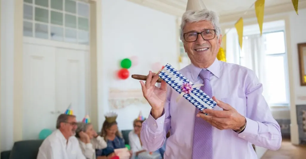 Downloaded Image49dd666a8890